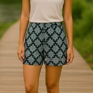 Banana Republic Navy Green Floral Geo Print Sailor Shorts 4" Button Trim Size 4